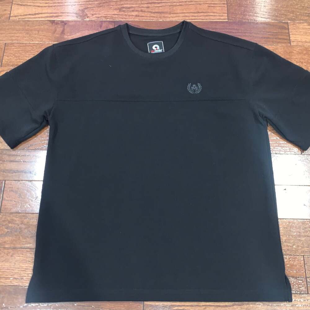 Akademiks Men’s Short Sleeve Crewneck T-Shirt Size‎ L, Excellent Condition